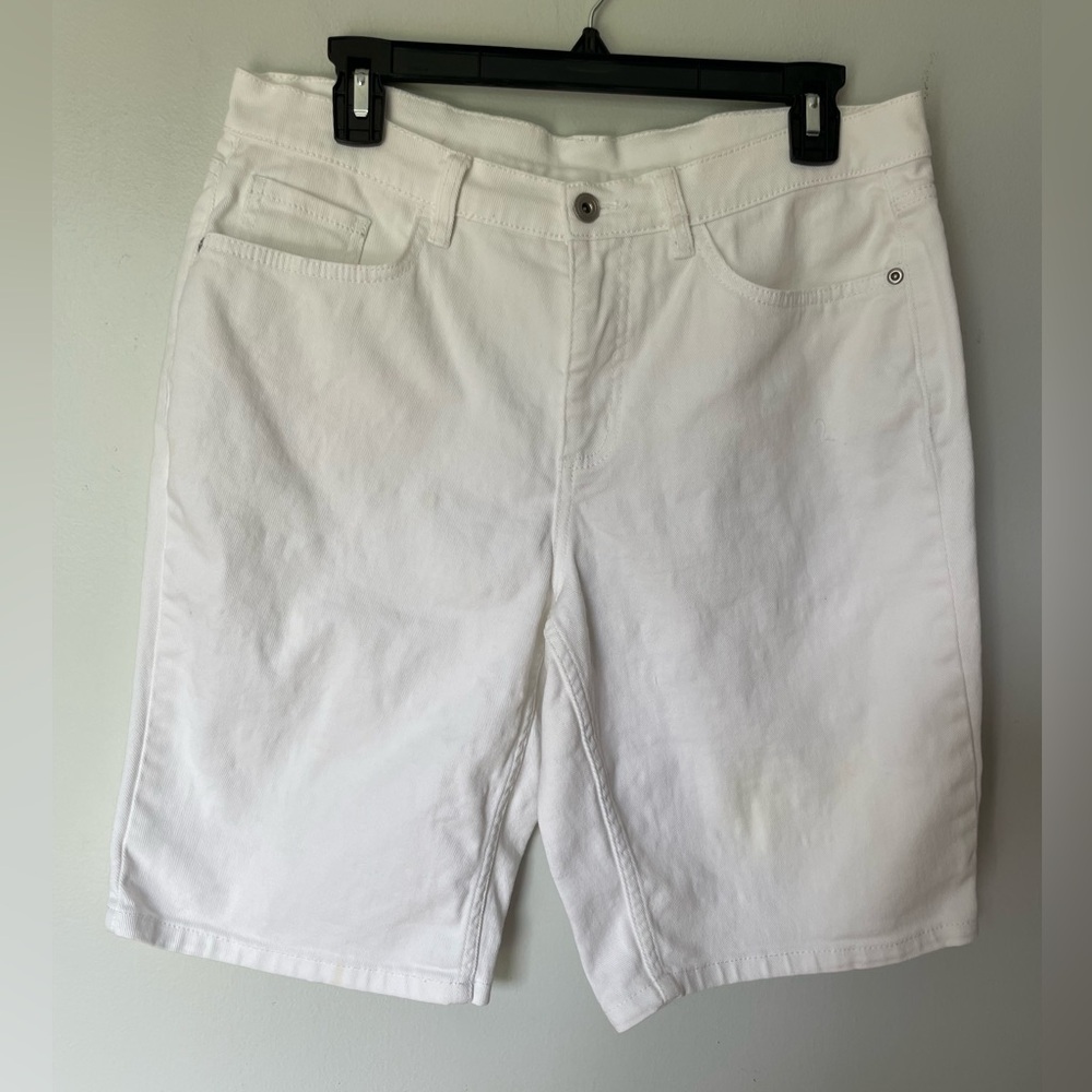 Denim & Co. White Denim Shorts, Size 10
